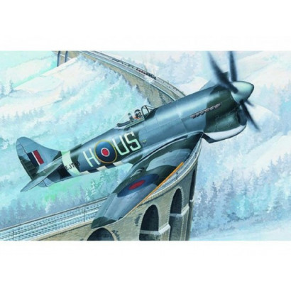 Model Hawker Tempest Mk.V 14,2x17,3cm v krabici 25x14,5x4,5cm