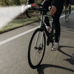 Solárny ľad svetla na bicykel + powerbanka, sada SPRINGOS BA0080